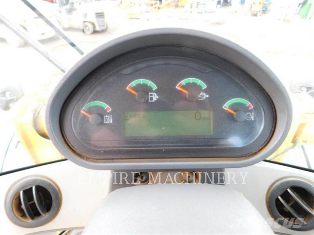 CAT 938M FC Rataslaadurid