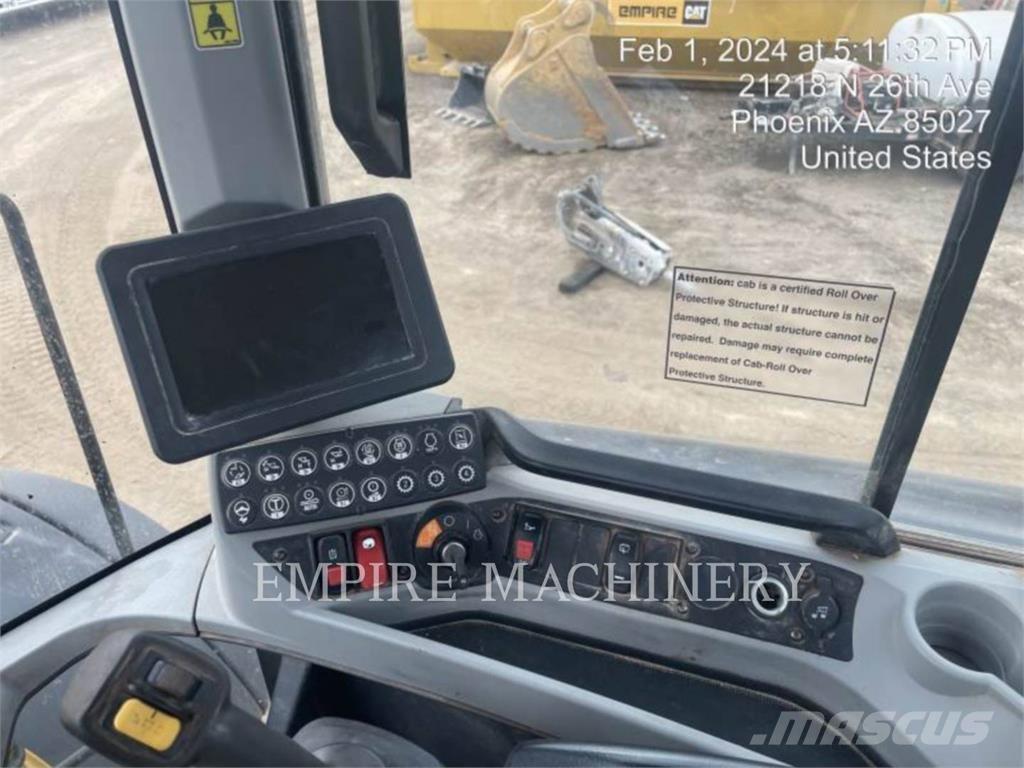 CAT 938M FC Rataslaadurid