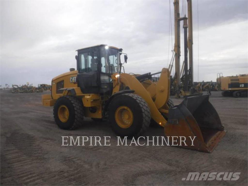 CAT 938M FC Rataslaadurid