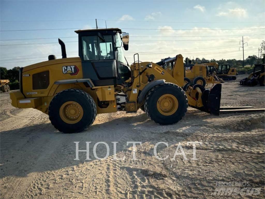 CAT 938M QC Rataslaadurid