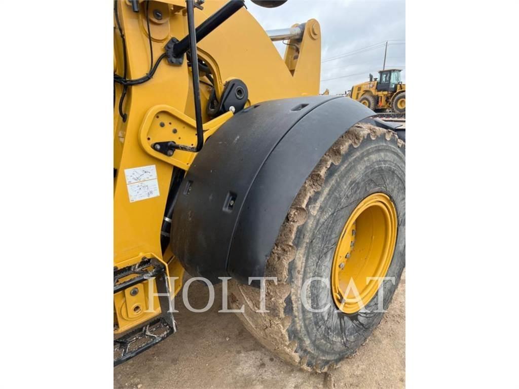 CAT 938M QC Rataslaadurid