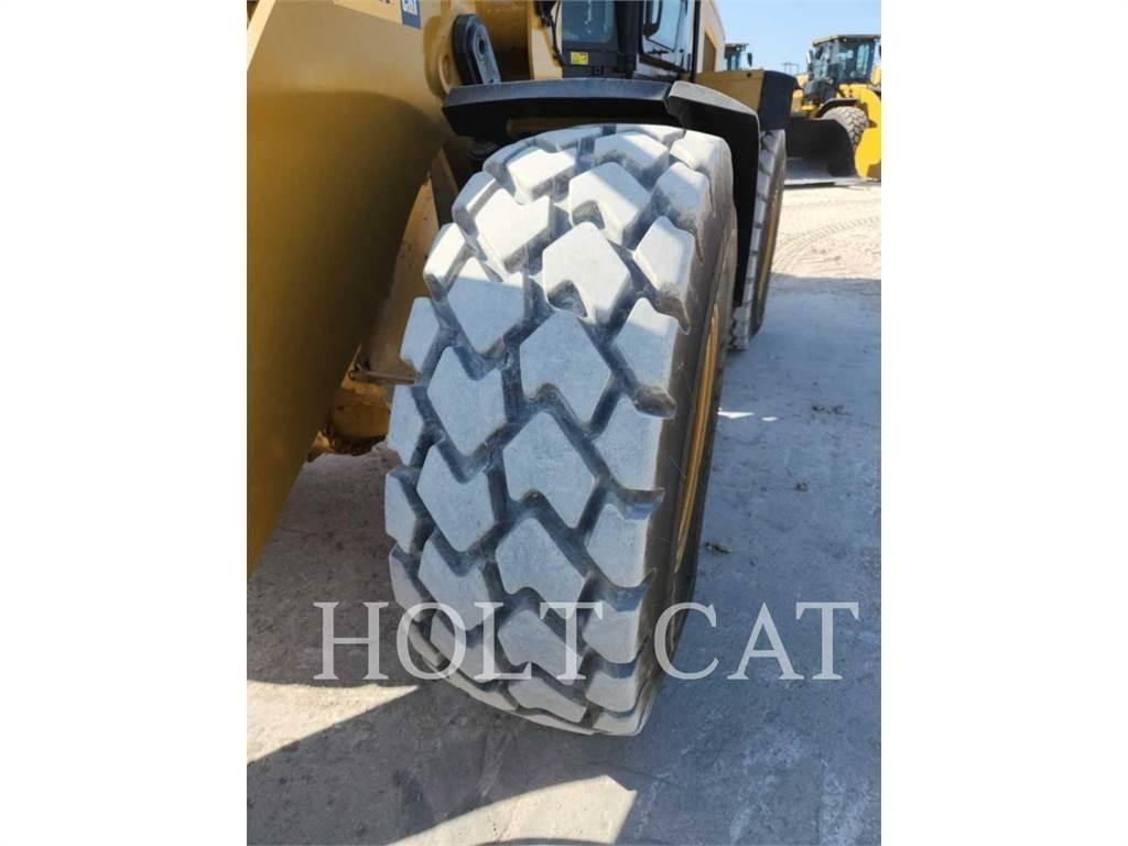 CAT 938M QC Rataslaadurid