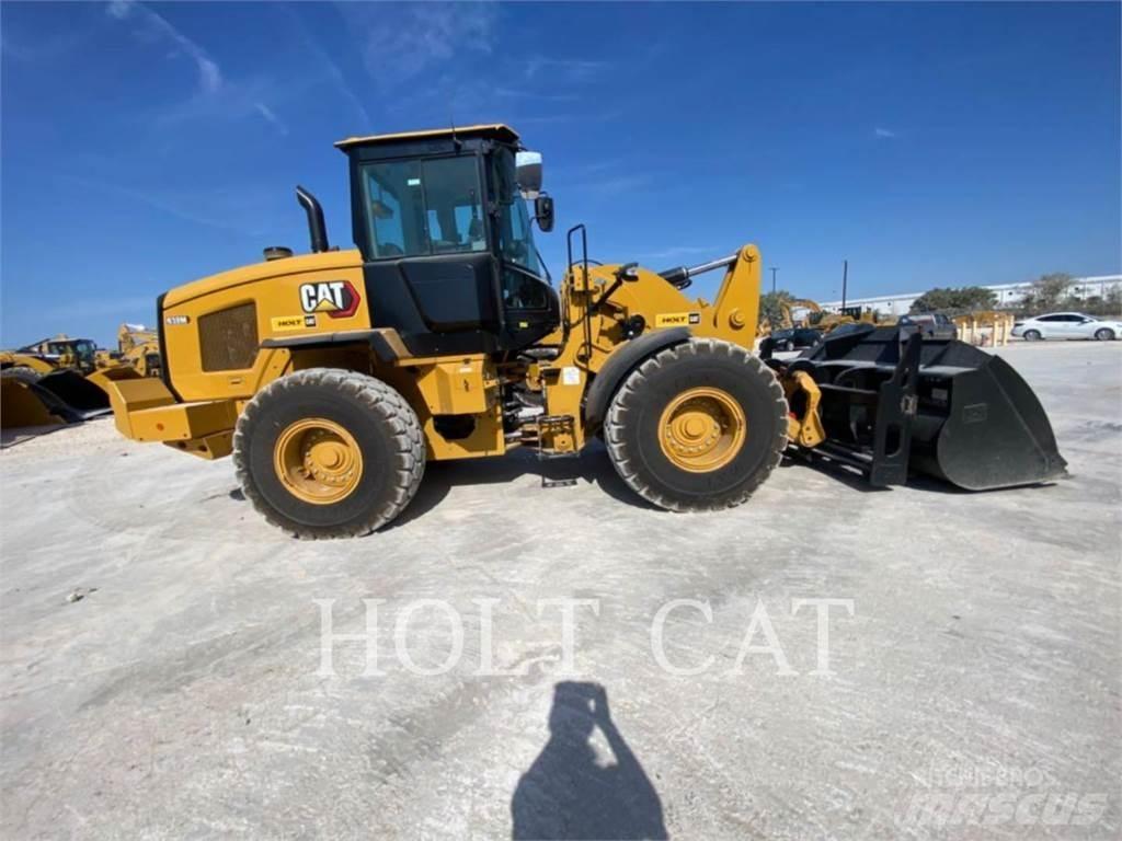 CAT 938M QC Rataslaadurid