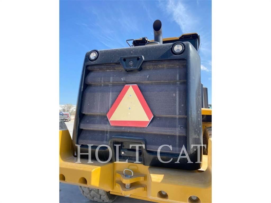 CAT 938M QC Rataslaadurid