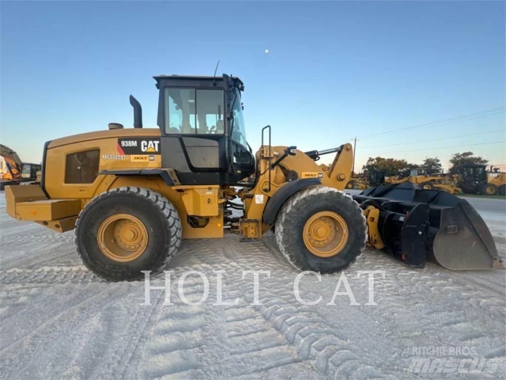 CAT 938M QC Rataslaadurid