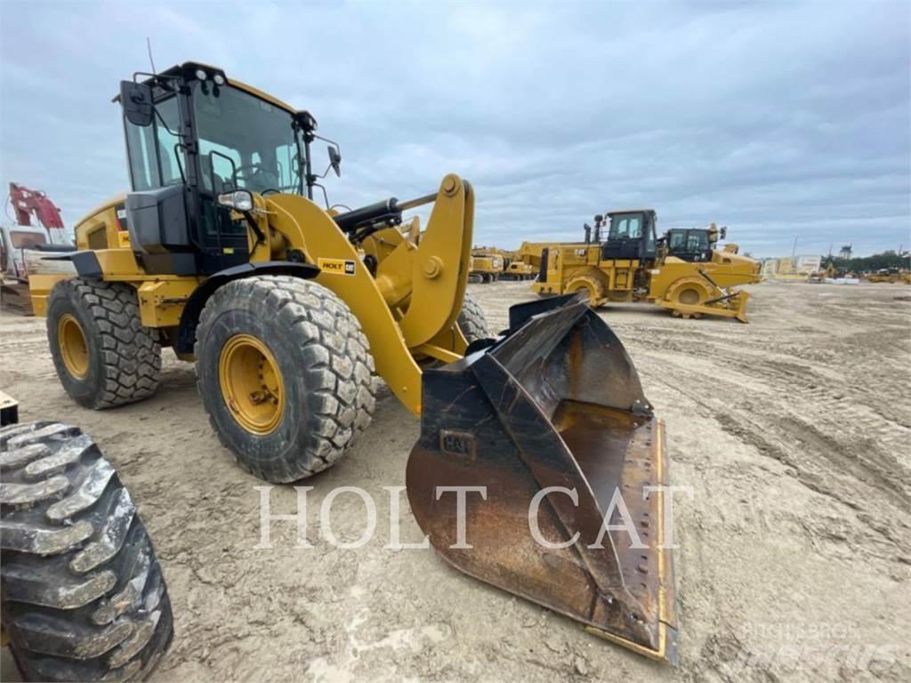 CAT 938M QC Rataslaadurid