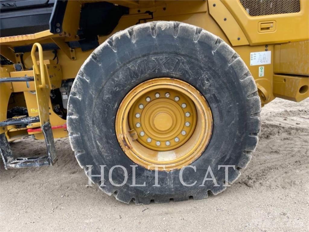 CAT 938M QC Rataslaadurid