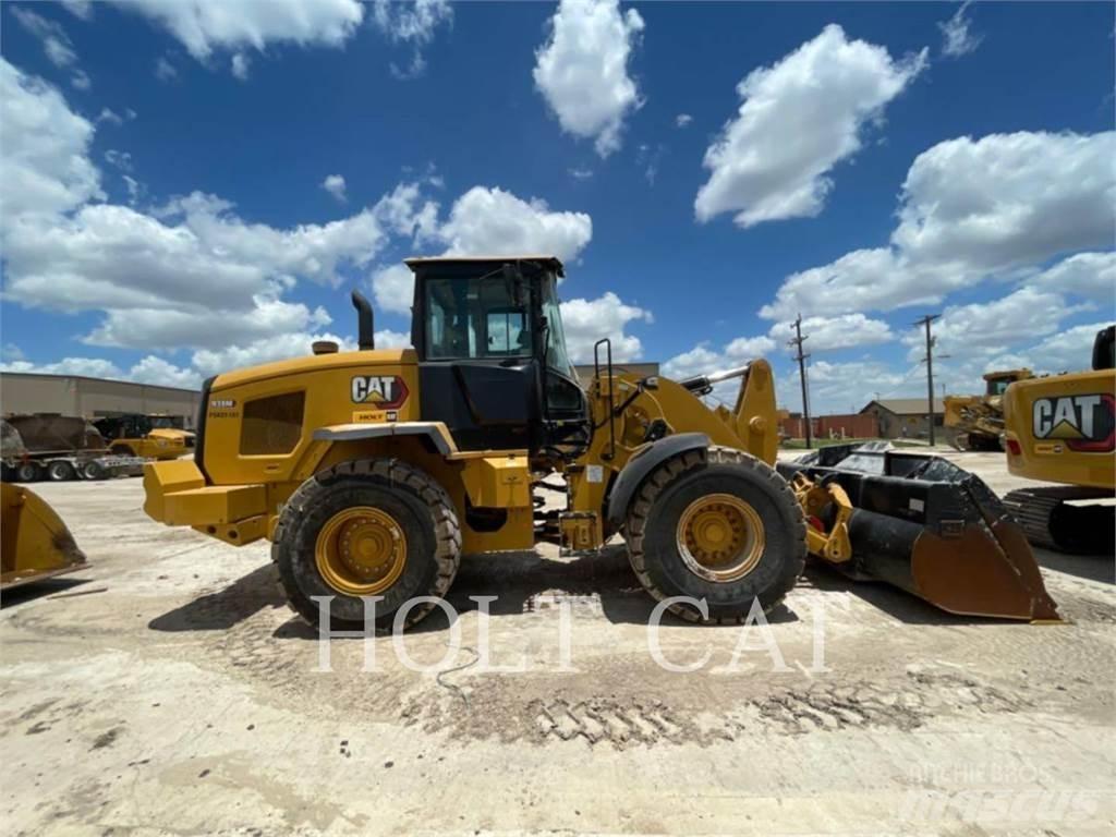 CAT 938M QC Rataslaadurid