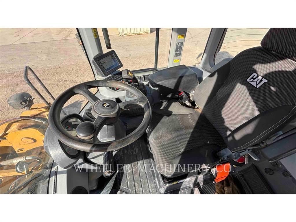 CAT 938M QC Rataslaadurid