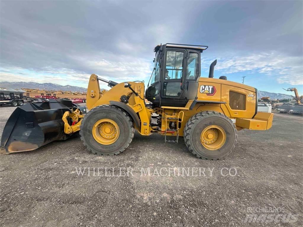 CAT 938M QC Rataslaadurid