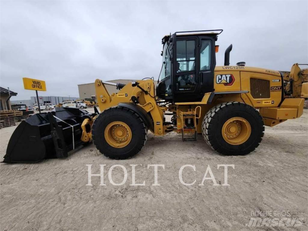 CAT 938M QC Rataslaadurid
