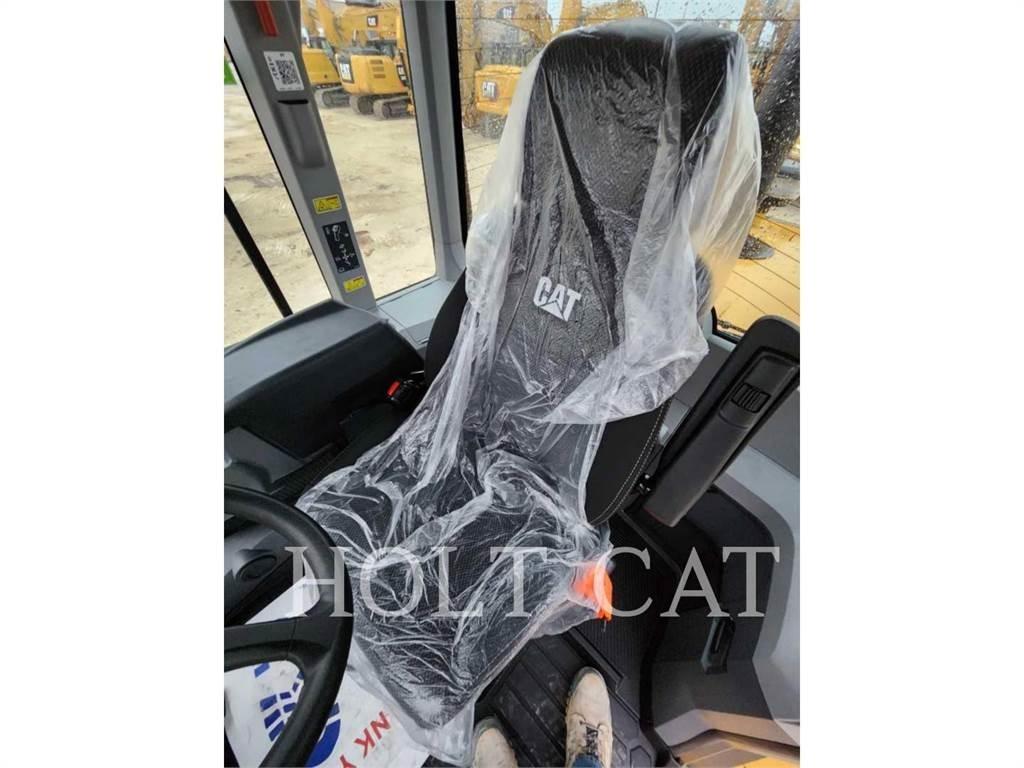 CAT 938M QC Rataslaadurid