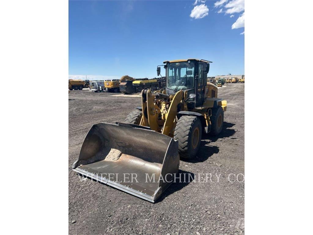 CAT 938M QC Rataslaadurid