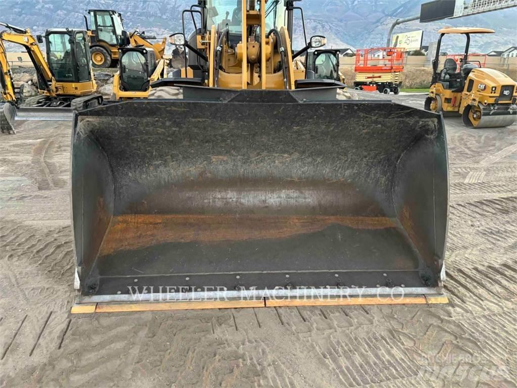 CAT 938M QC 3V Rataslaadurid