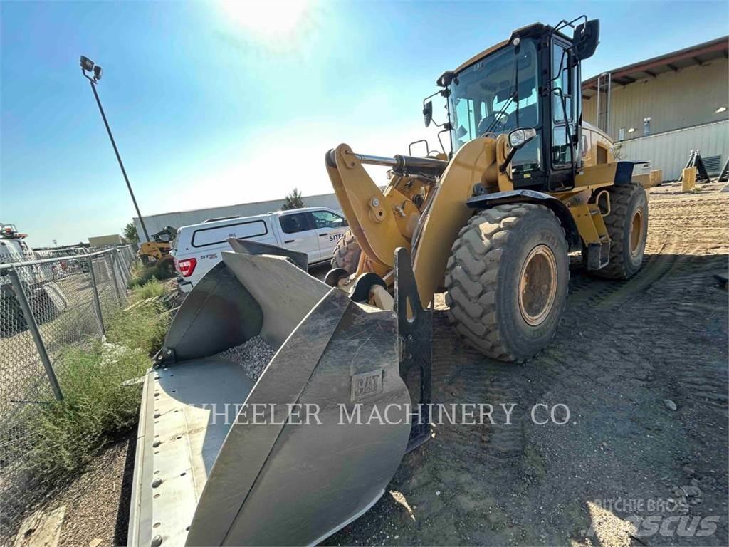 CAT 938M QC 3V Rataslaadurid