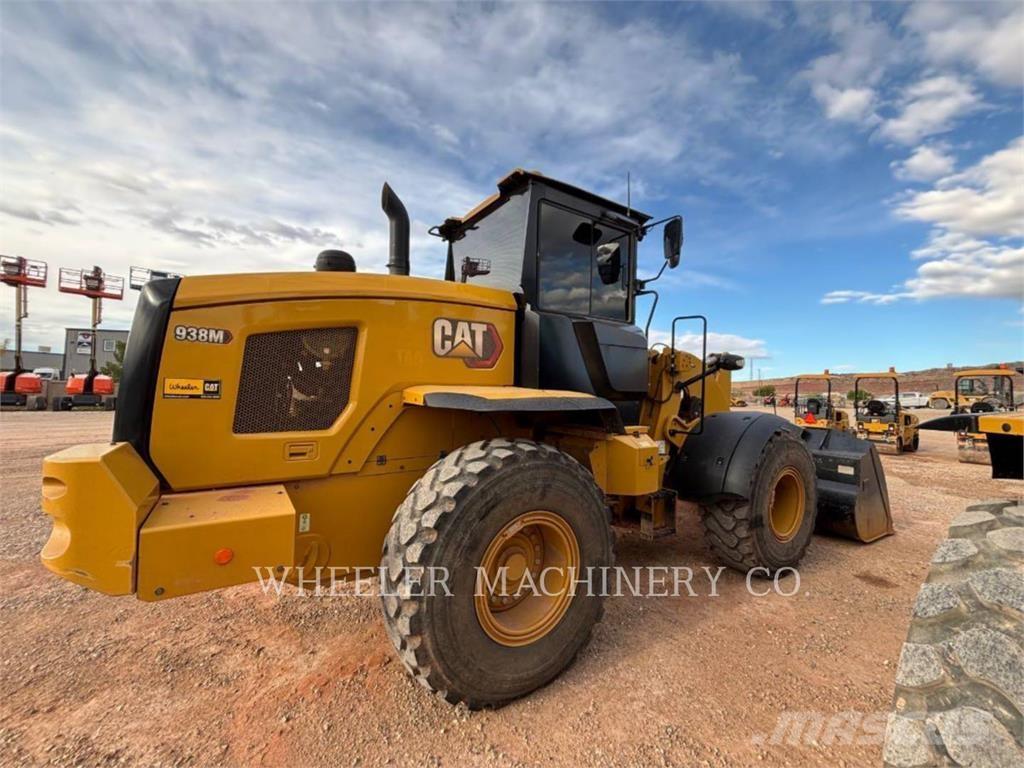CAT 938M QC 3V Rataslaadurid