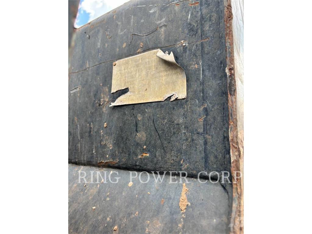 CAT 938MQC Rataslaadurid