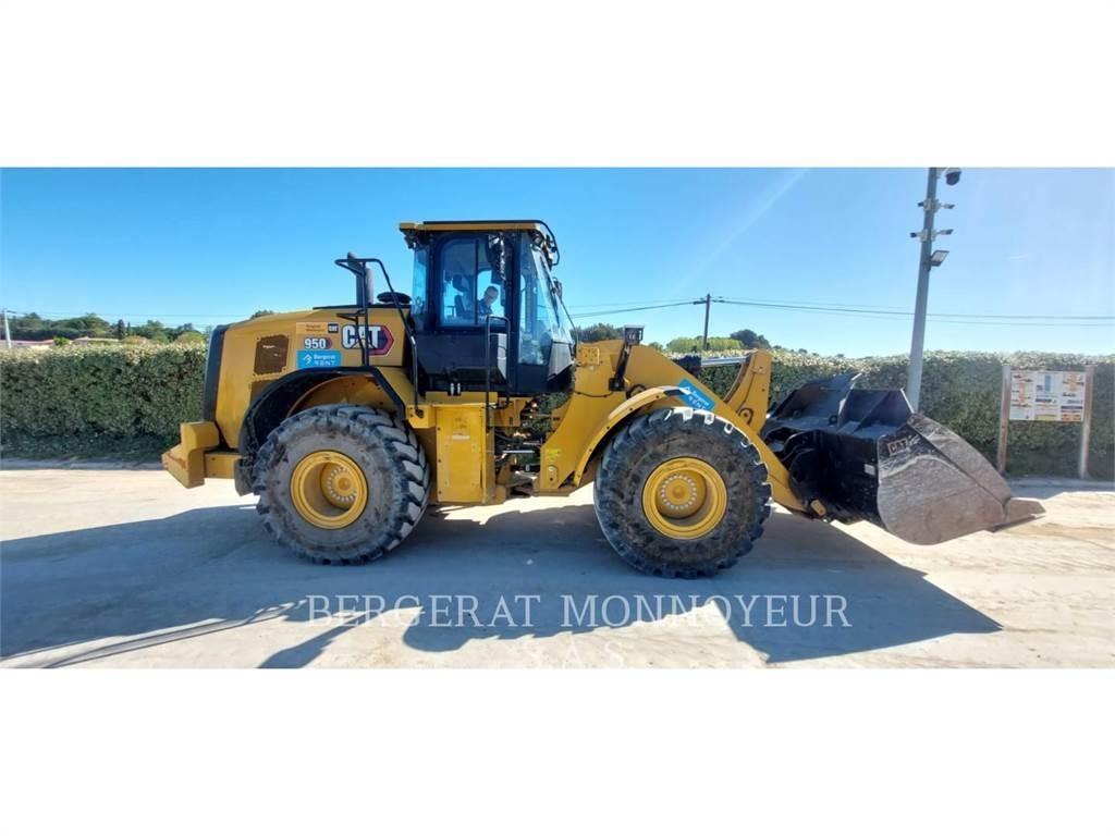 CAT 950 Rataslaadurid