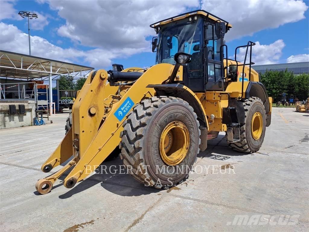 CAT 950 Rataslaadurid