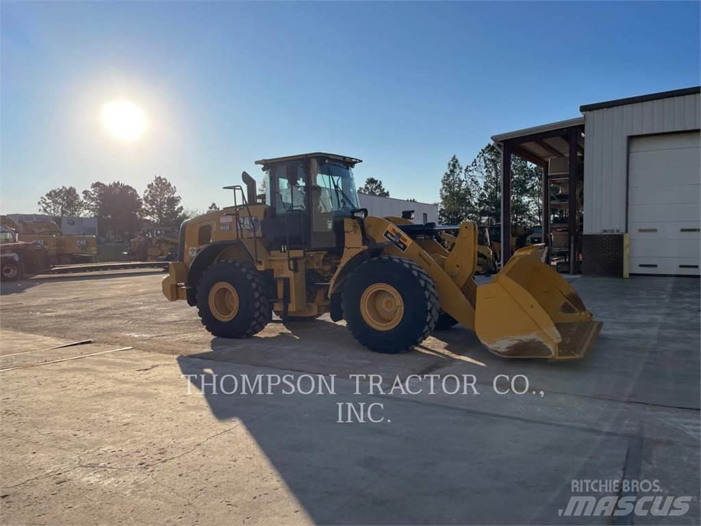 CAT 950 Rataslaadurid