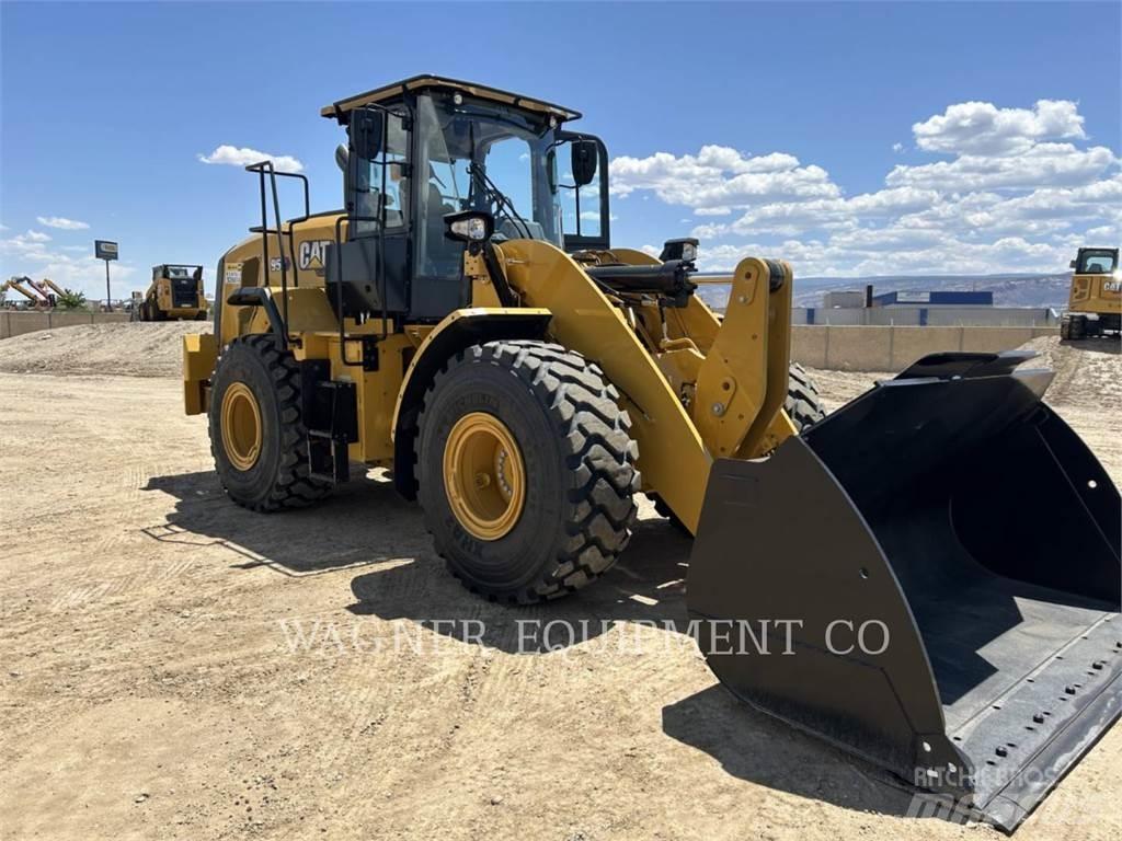 CAT 950 Rataslaadurid