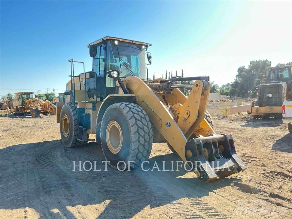 CAT 950 Rataslaadurid