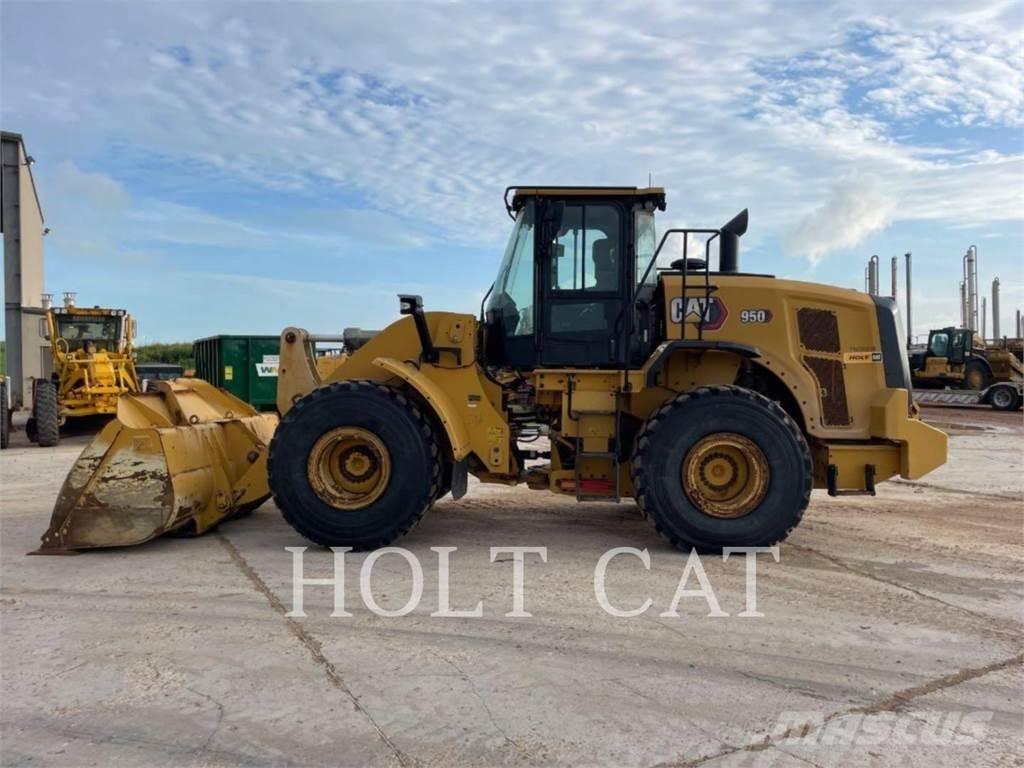CAT 950 Rataslaadurid