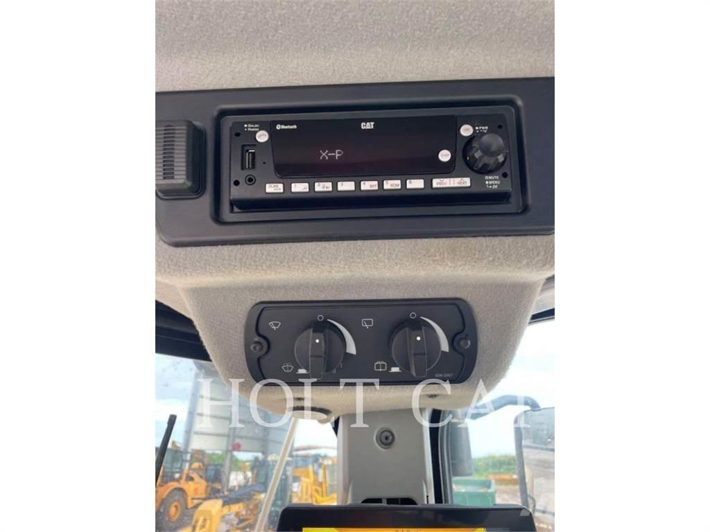 CAT 950 Rataslaadurid