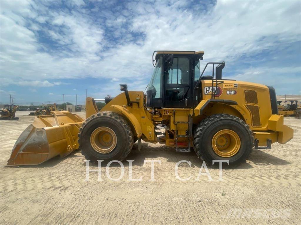 CAT 950 Rataslaadurid