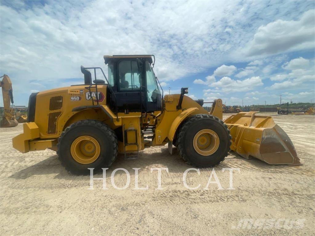 CAT 950 Rataslaadurid