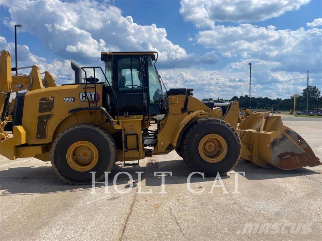 CAT 950 Rataslaadurid