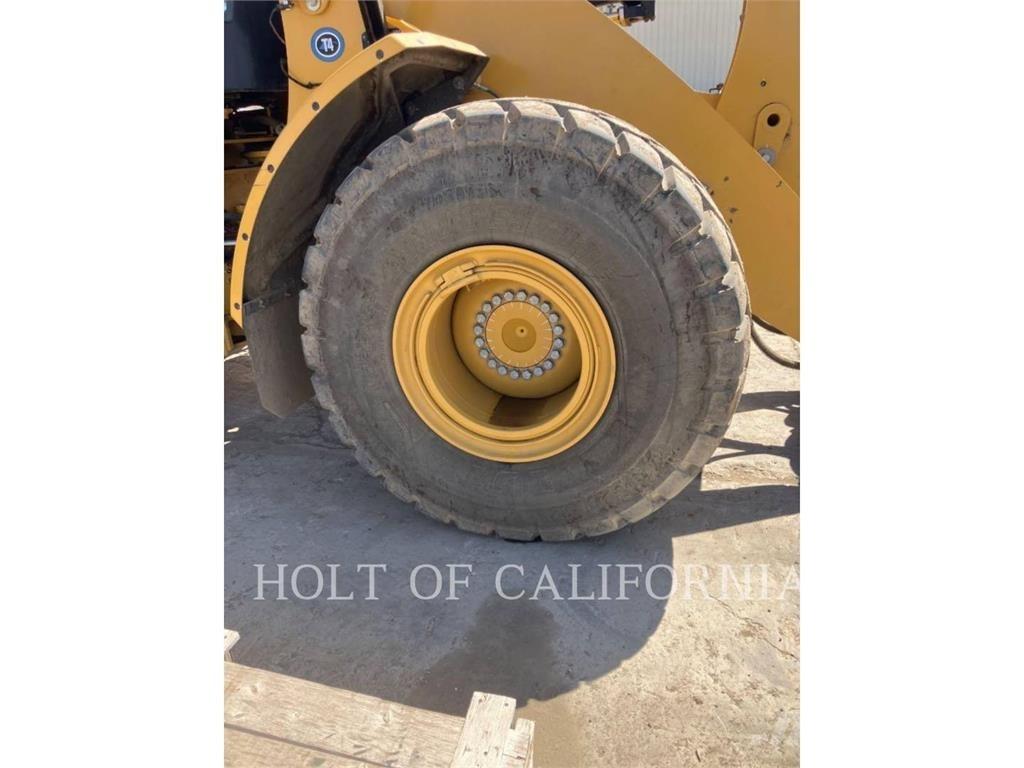 CAT 950 Rataslaadurid