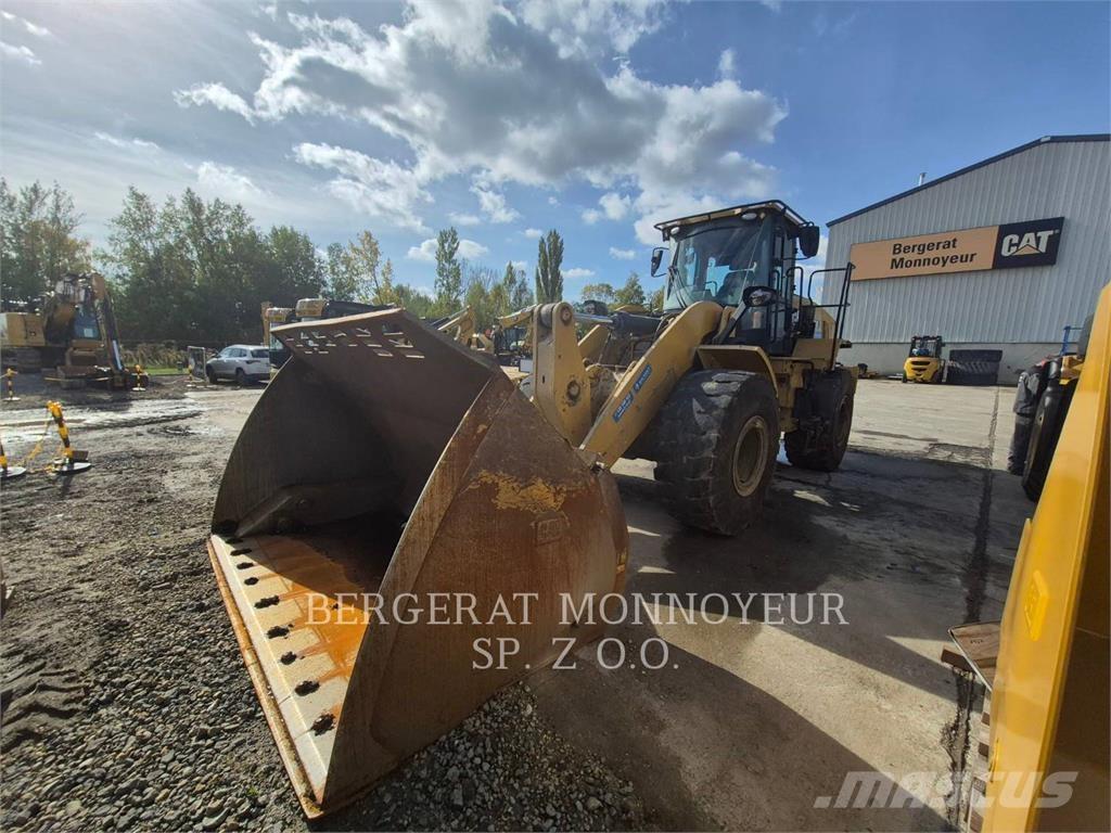 CAT 950 Rataslaadurid