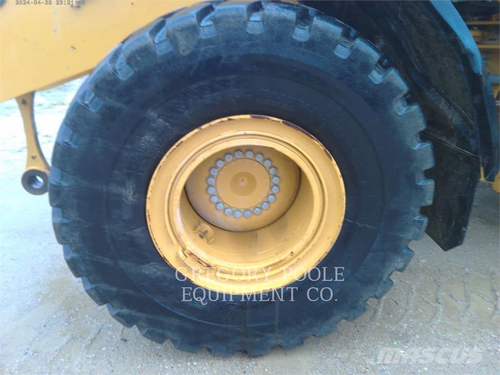CAT 950M Rataslaadurid