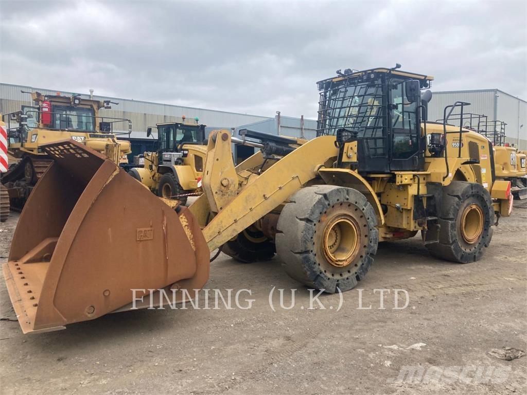 CAT 950M Rataslaadurid