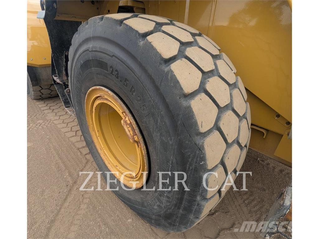 CAT 950M Rataslaadurid