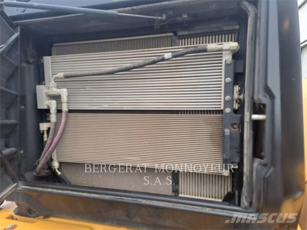 CAT 950M Rataslaadurid