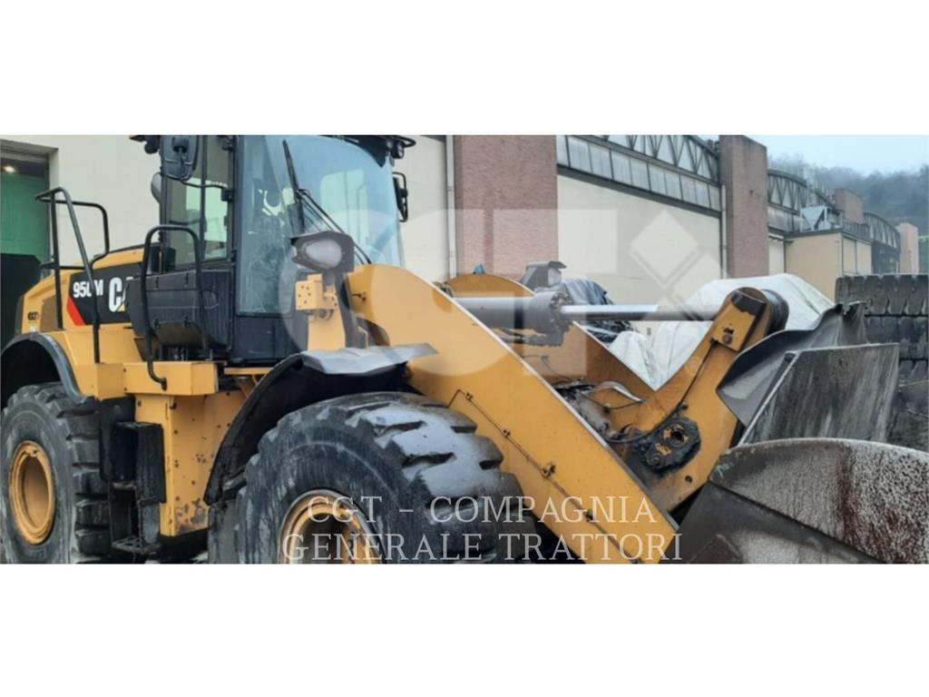 CAT 950M Rataslaadurid