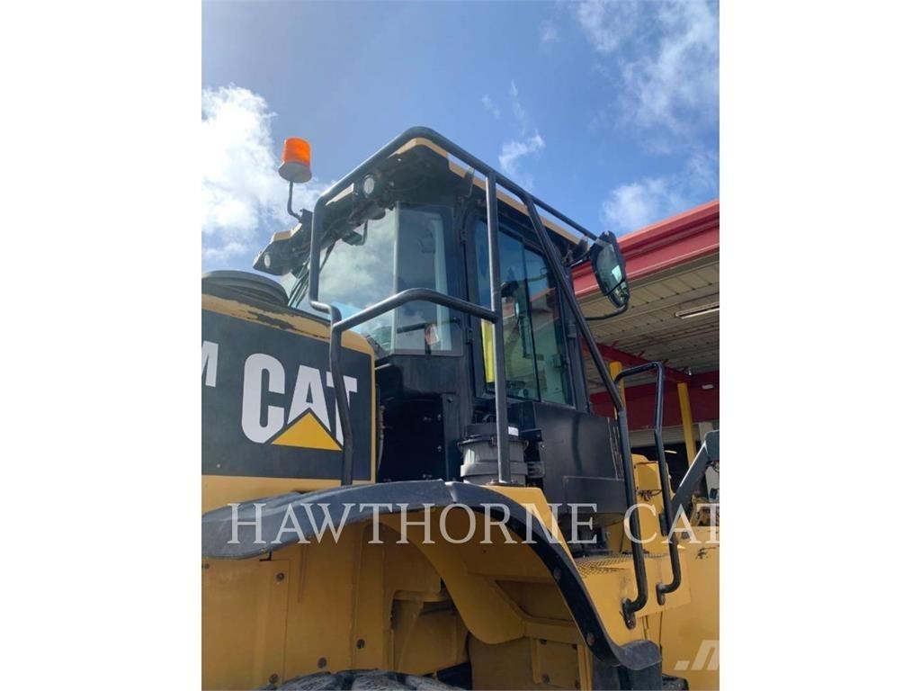 CAT 950M Rataslaadurid