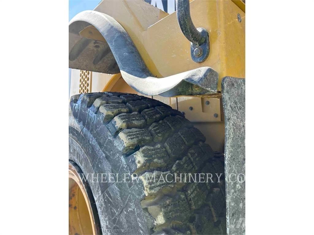CAT 950M JRB Rataslaadurid