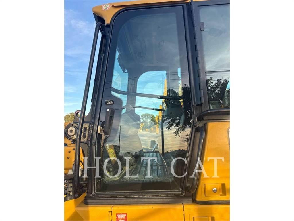 CAT 953 PO Roomiklaadurid