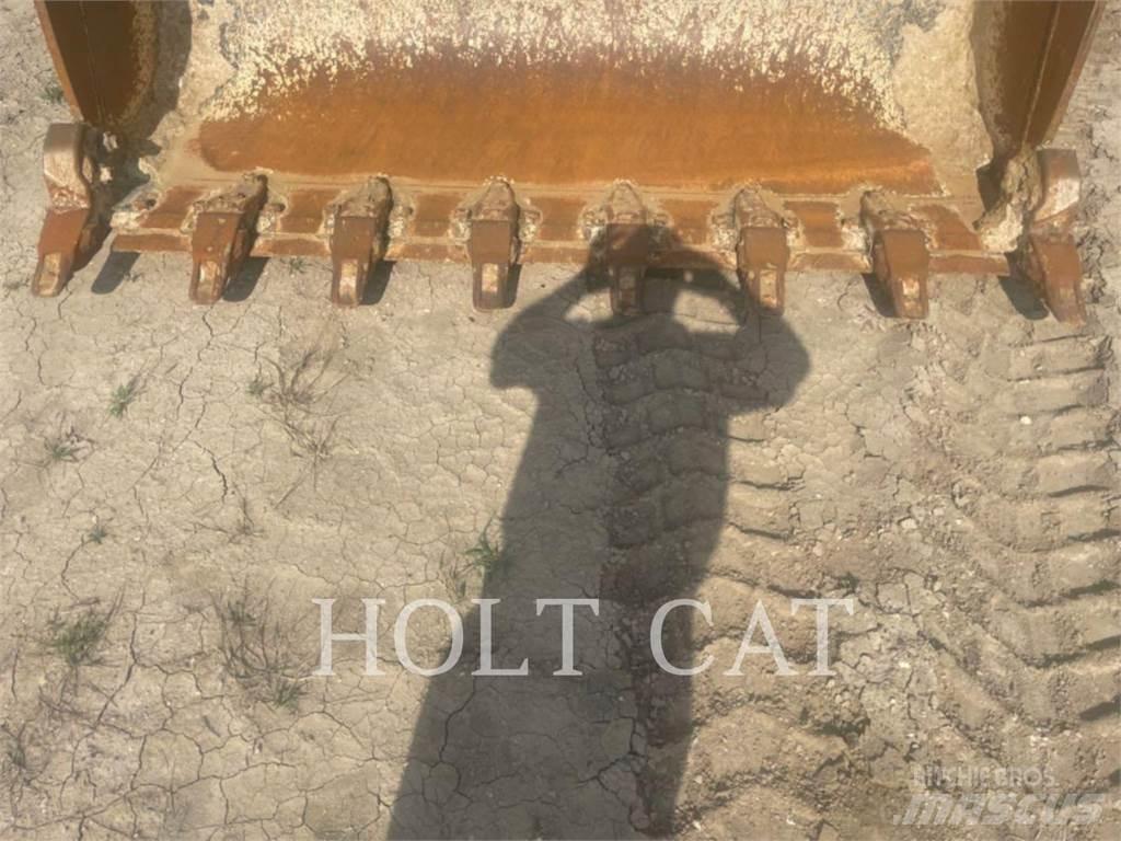 CAT 953 QC Roomiklaadurid