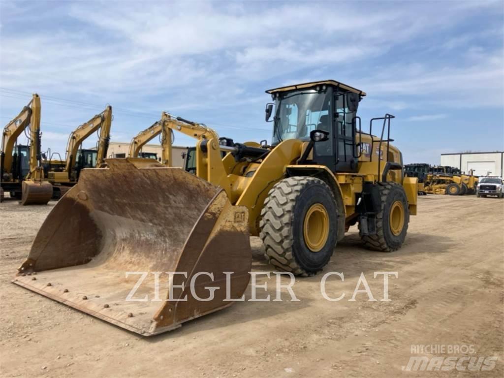 CAT 962 Rataslaadurid