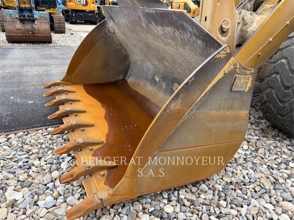 CAT 962M Rataslaadurid