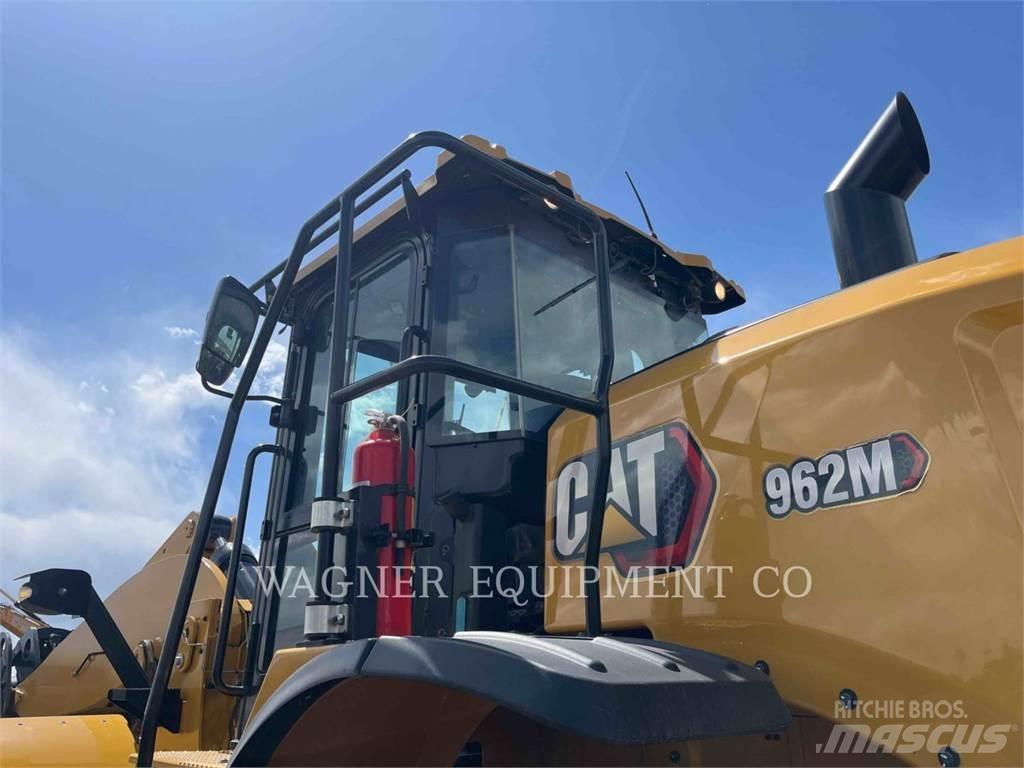 CAT 962M Rataslaadurid
