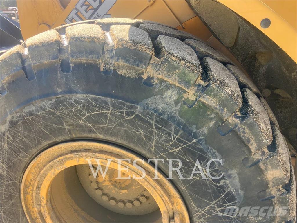 CAT 962M Rataslaadurid