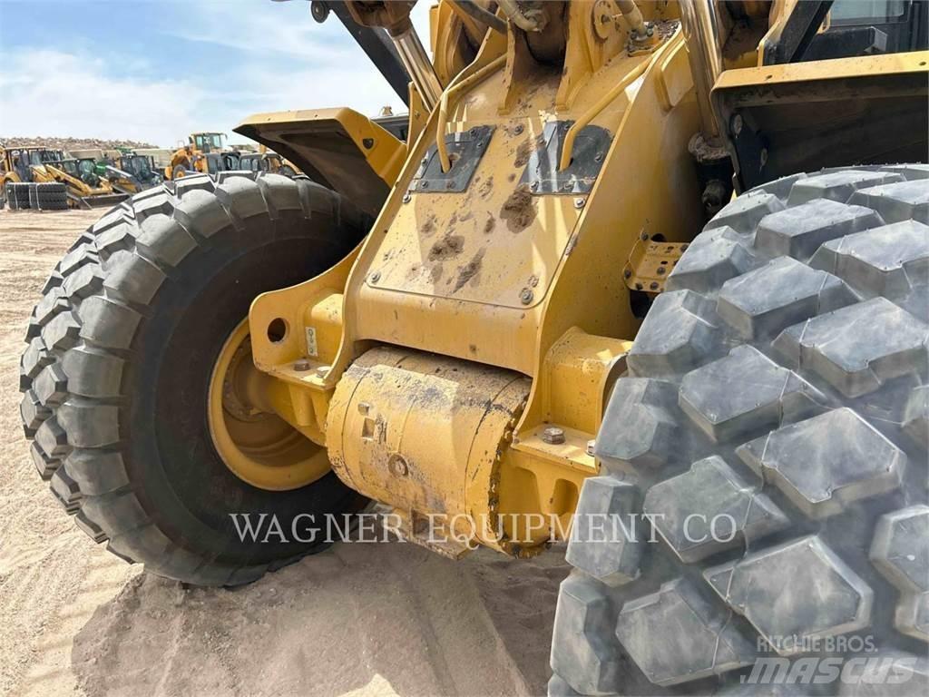 CAT 962M FC Rataslaadurid