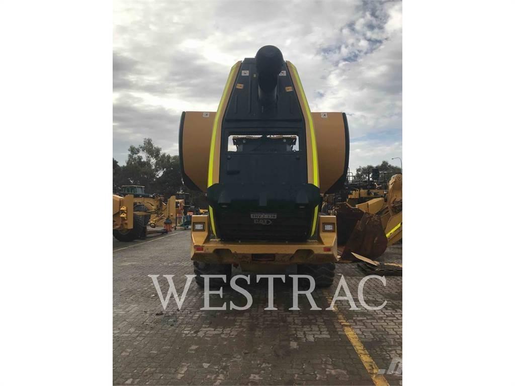 CAT 966 Rataslaadurid