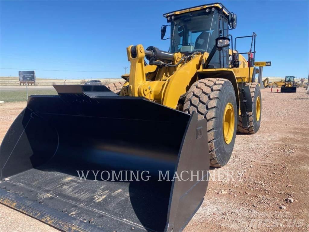 CAT 966 Rataslaadurid