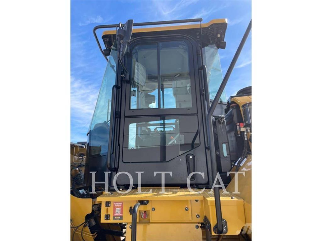 CAT 966 QC Rataslaadurid